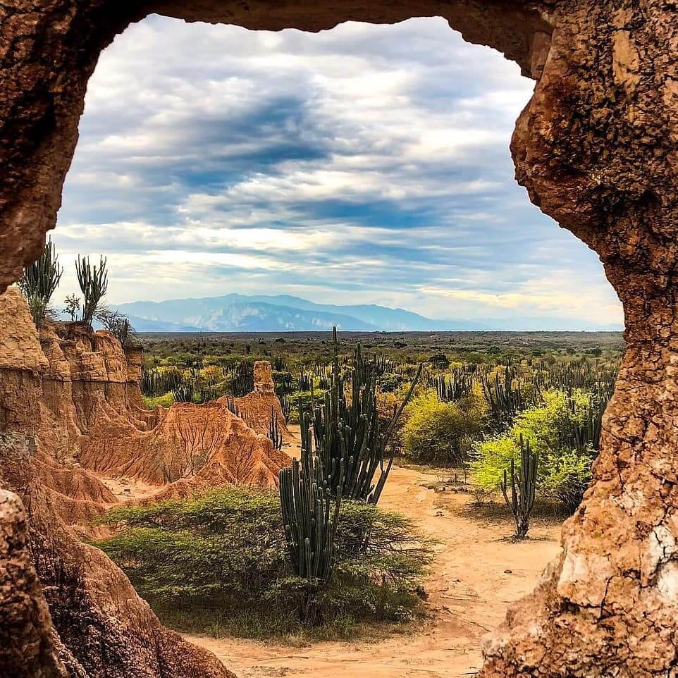 ¿Dónde queda el Desierto de La Tatacoa?